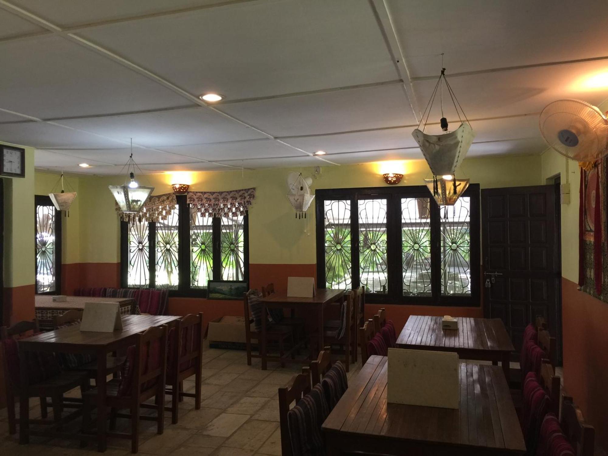 Chautari Garden Resort Sauraha Εξωτερικό φωτογραφία