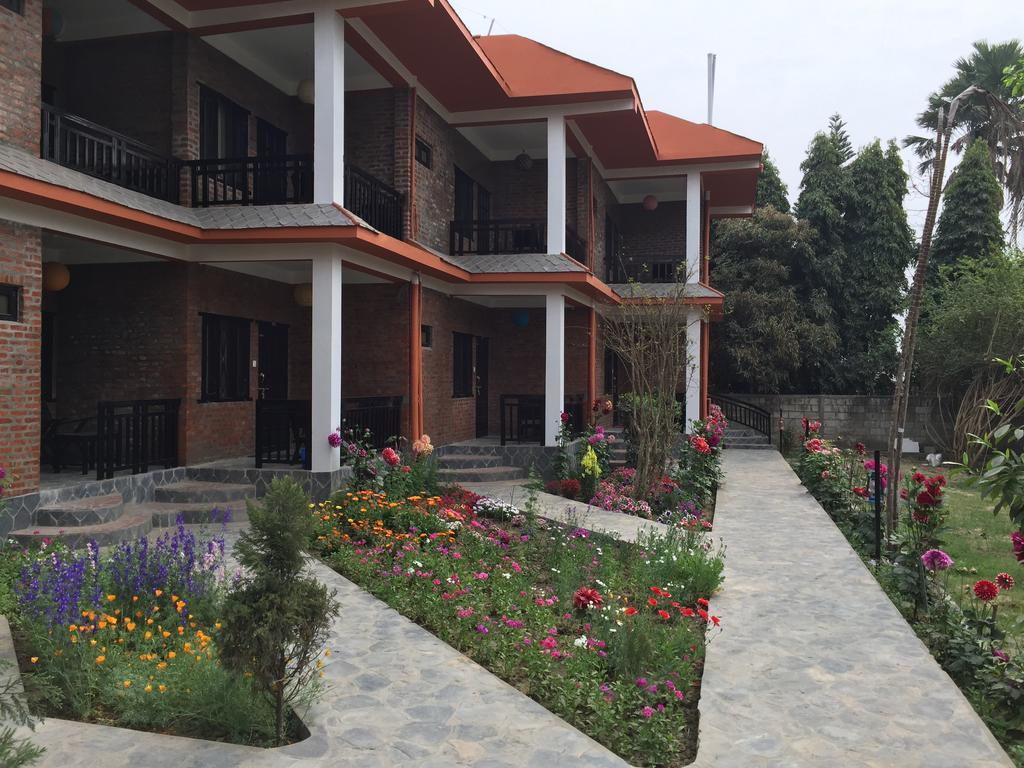 Chautari Garden Resort Sauraha Εξωτερικό φωτογραφία