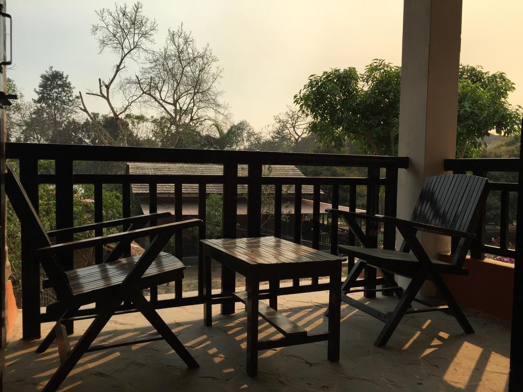Chautari Garden Resort Sauraha Εξωτερικό φωτογραφία