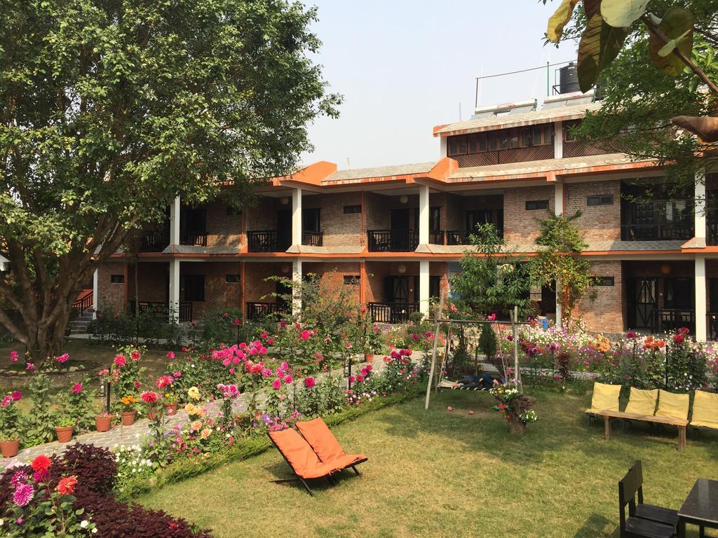 Chautari Garden Resort Sauraha Εξωτερικό φωτογραφία