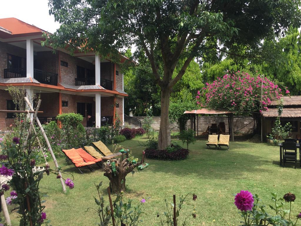 Chautari Garden Resort Sauraha Εξωτερικό φωτογραφία